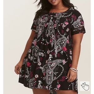 BLACK & PINK PAISLEY TRAPEZE DRESS